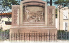 38-Peage-de-Roussillon-monument
