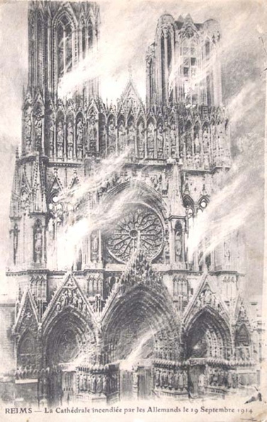 51-REIMS-Cathedrale-incendiee-1914.jpg