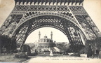 75-Paris-ss-la-tour-Eiffel-1933