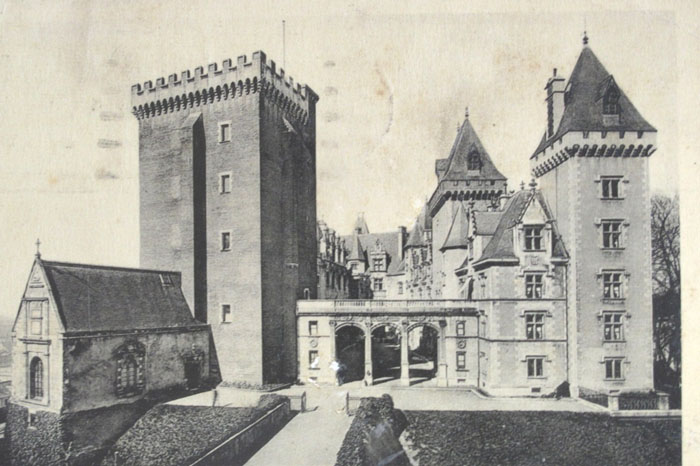 64-Pau-chateau-1935.jpg
